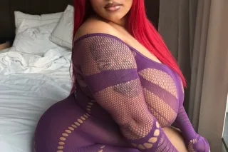 I LOOK BETTER THAN HER ☝🏽 AND ... - Image 3