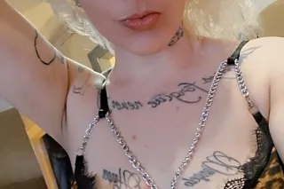 Scrumptious 🍍👅Juicy 💦Sweet 🍒Italian 🇮🇹Queen👑Get out ❄Warm up with me🔥 - Image 4