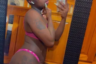 chocolate Drop🍫💦 **Specials ** - Image 3