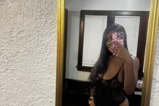 Slim thicc🍑Water Booty💦 - Image 4